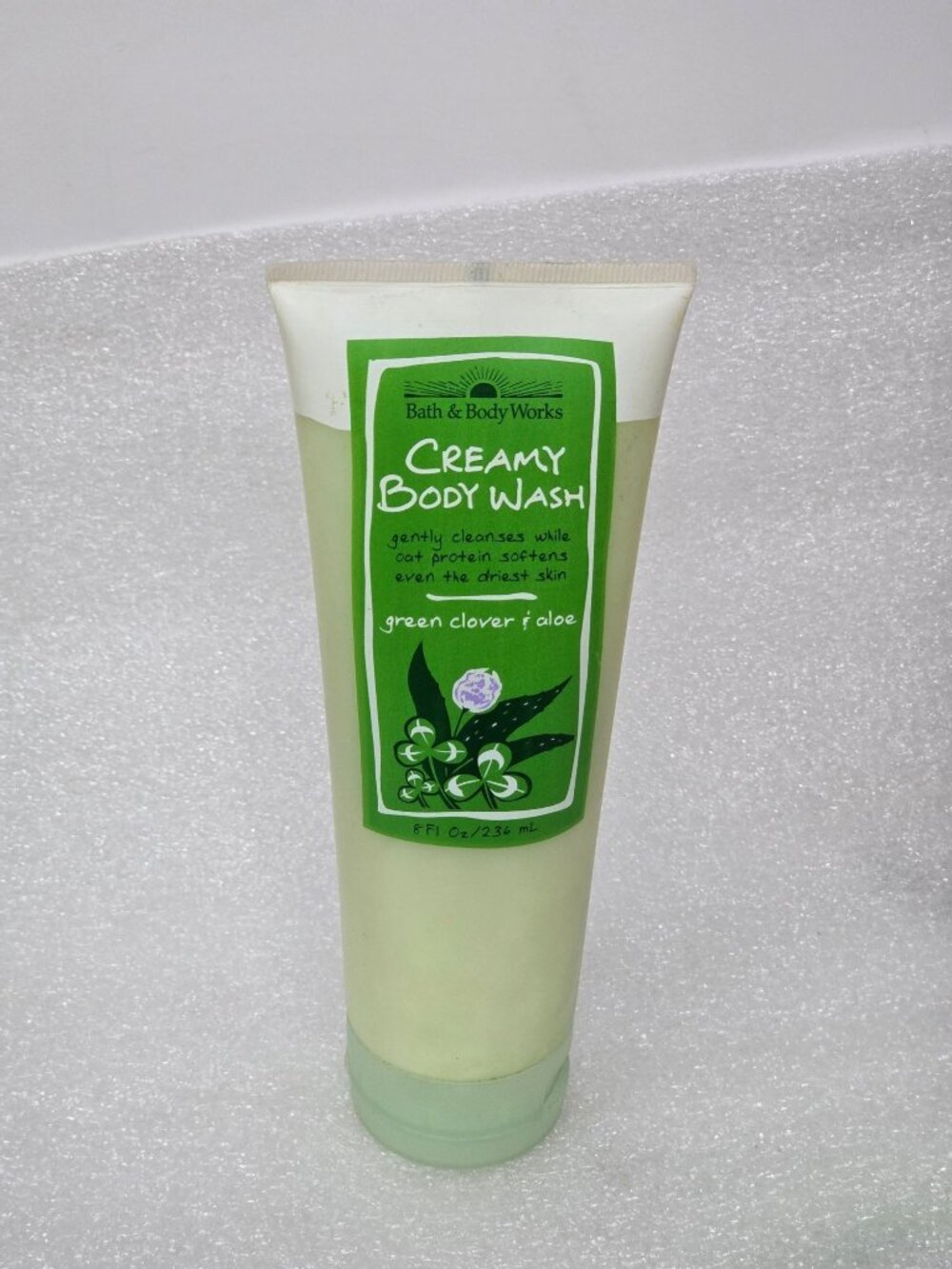 Bath & Body Works Creamy Body Wash Green Clover & Aloe 8 Fl Oz Gentle Cleansing